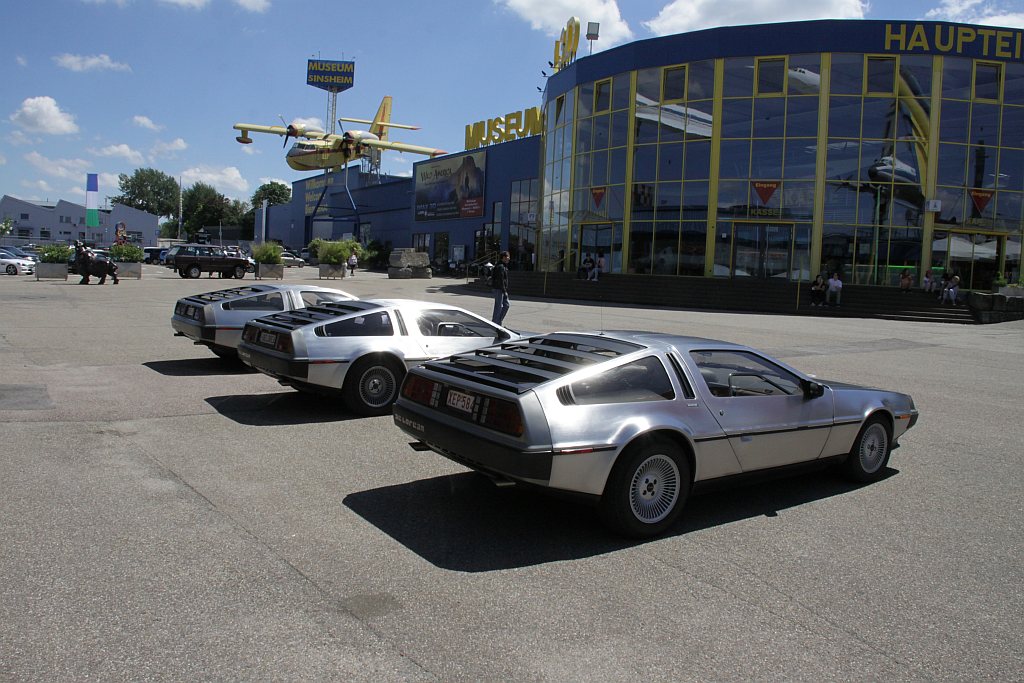 3DeLorean.jpg