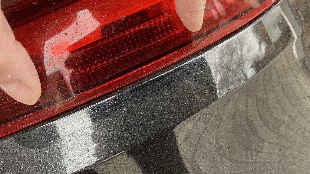 g29ruckleuchtedefekt06.JPG